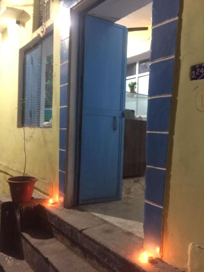 Sankardev Guest House D24 35 Varanasi Bagian luar foto