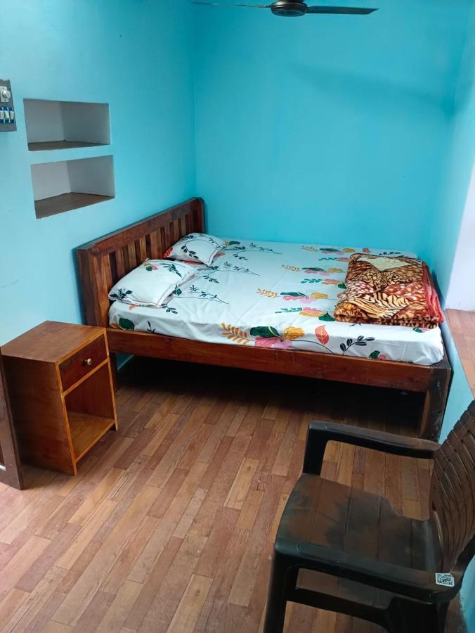 Sankardev Guest House D24 35 Varanasi Bagian luar foto