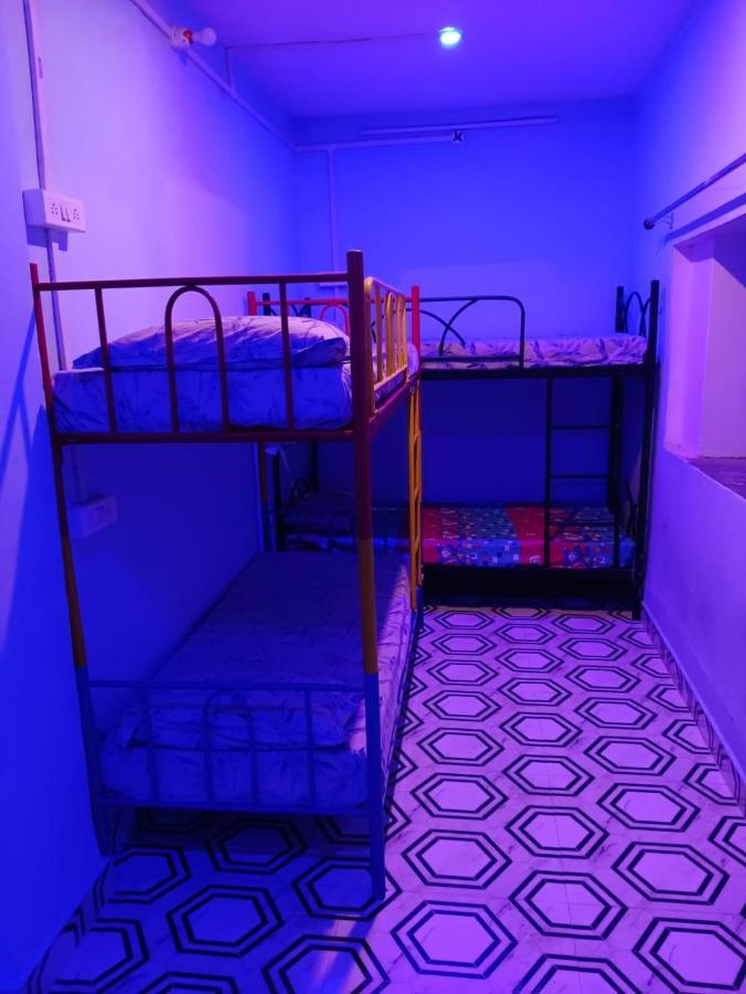 Sankardev Guest House D24 35 Varanasi Bagian luar foto
