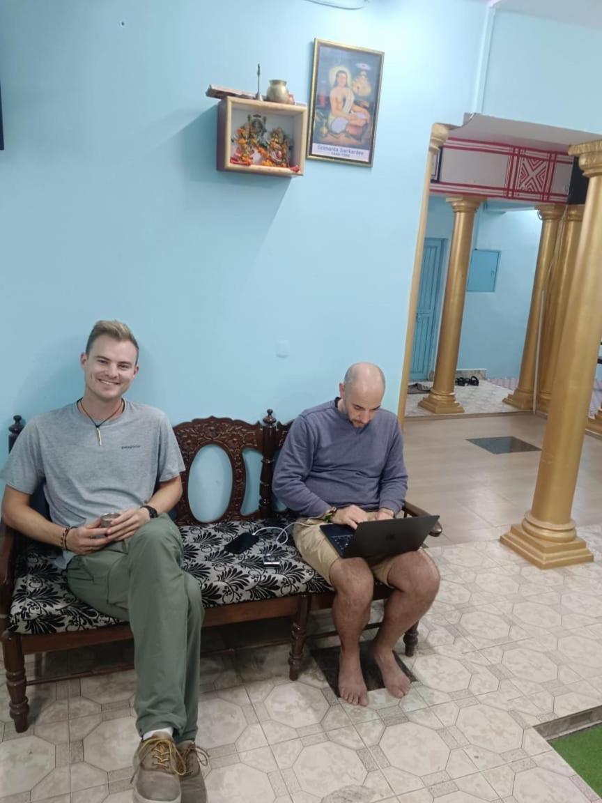 Sankardev Guest House D24 35 Varanasi Bagian luar foto